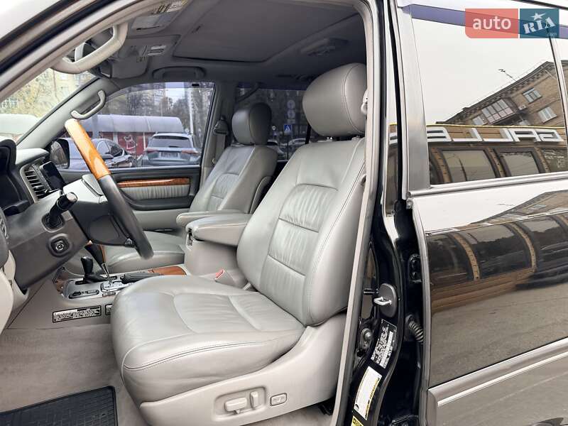 Внедорожник / Кроссовер Lexus LX 2006 в Киеве