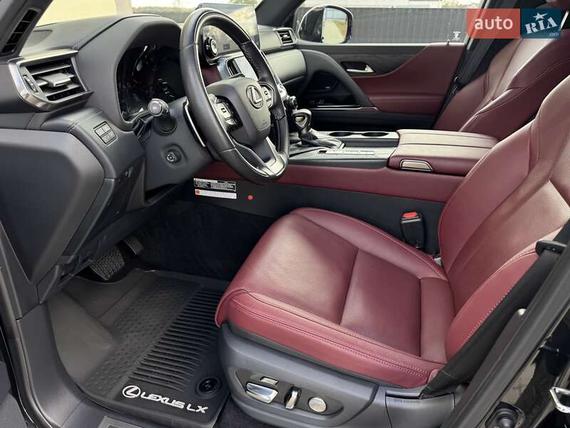 Внедорожник / Кроссовер Lexus LX 2023 в Стрые