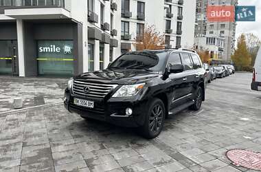 Внедорожник / Кроссовер Lexus LX 2008 в Киеве