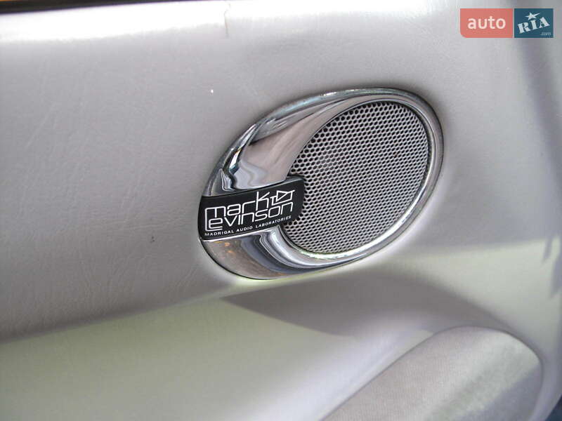 Внедорожник / Кроссовер Lexus LX 2004 в Киеве