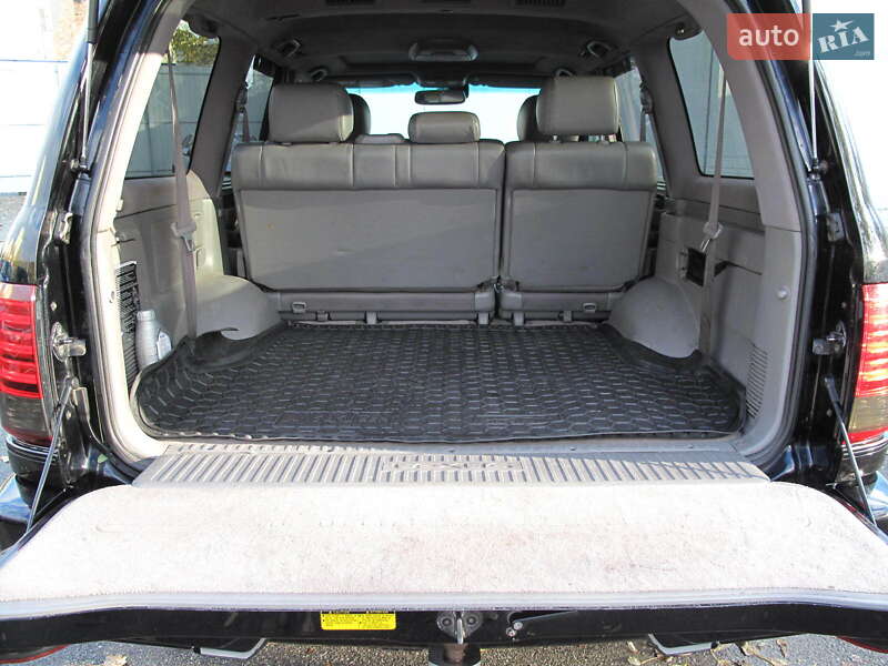 Внедорожник / Кроссовер Lexus LX 2004 в Киеве