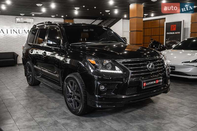 Внедорожник / Кроссовер Lexus LX 2015 в Одессе
