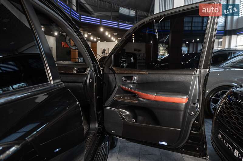 Внедорожник / Кроссовер Lexus LX 2015 в Одессе