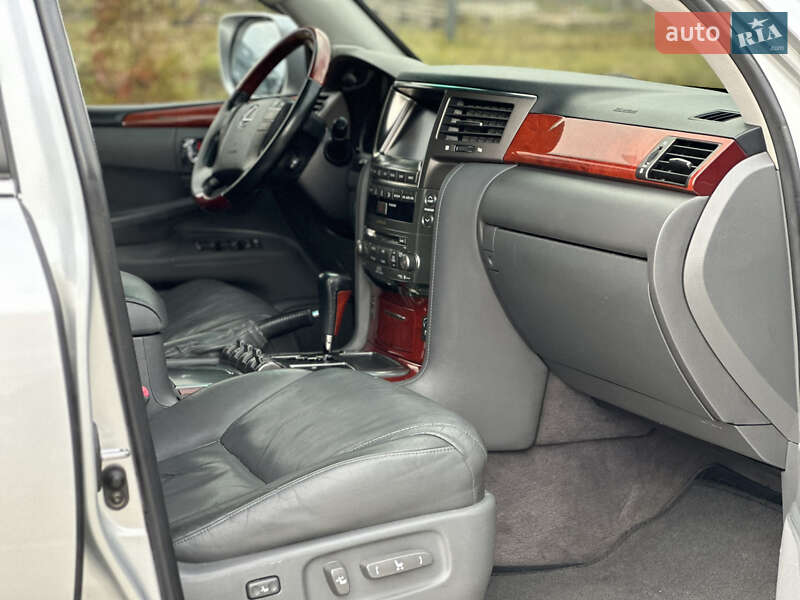 Внедорожник / Кроссовер Lexus LX 2008 в Львове фото 16 Внедорожник / Кроссовер Lexus LX 2008 в Львове