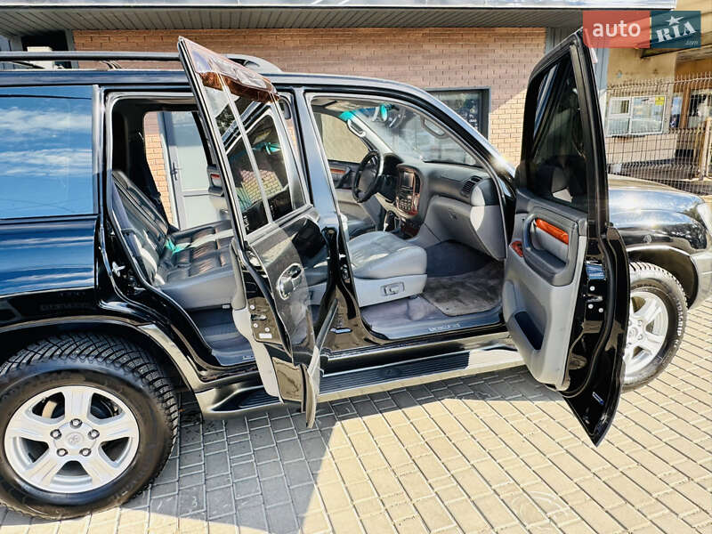 Внедорожник / Кроссовер Lexus LX 1999 в Одессе