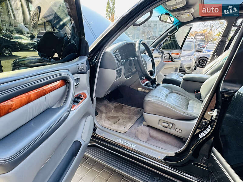 Внедорожник / Кроссовер Lexus LX 1999 в Одессе