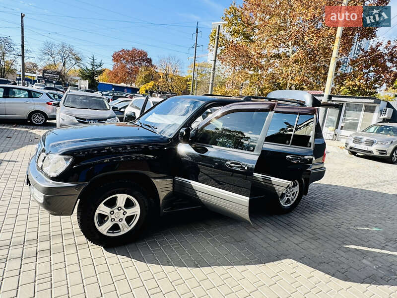 Внедорожник / Кроссовер Lexus LX 1999 в Одессе