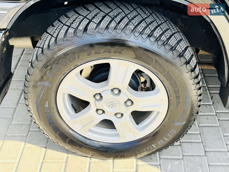 Внедорожник / Кроссовер Lexus LX 1999 в Одессе