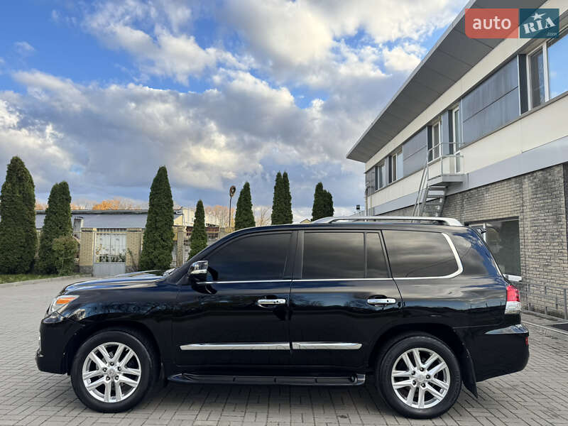 Позашляховик / Кросовер Lexus LX 2008 в Харкові