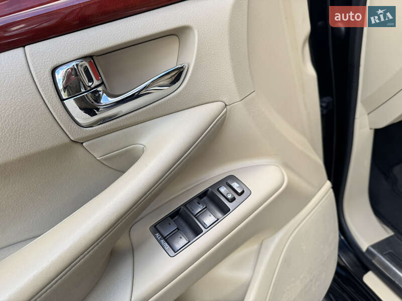 Позашляховик / Кросовер Lexus LX 2008 в Харкові