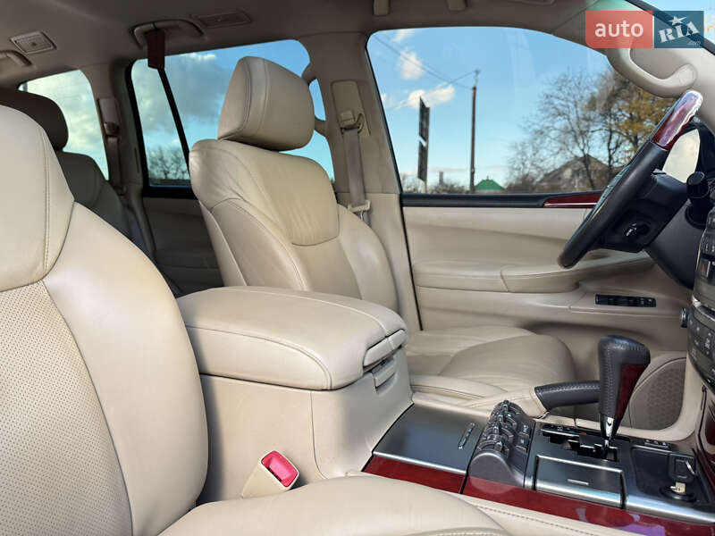Позашляховик / Кросовер Lexus LX 2008 в Харкові
