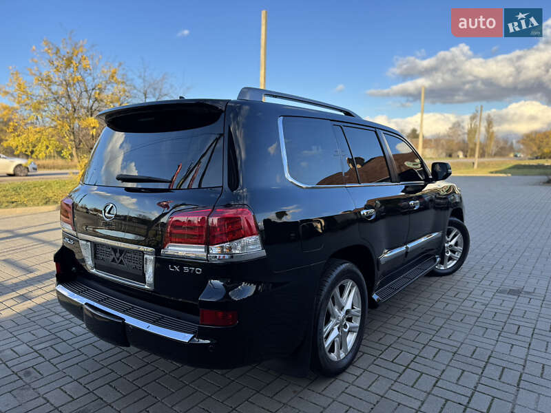 Позашляховик / Кросовер Lexus LX 2008 в Харкові