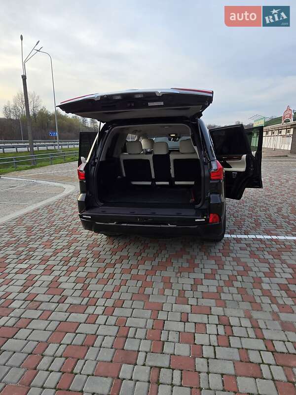 Позашляховик / Кросовер Lexus LX 2016 в Лубнах фото 7 Позашляховик / Кросовер Lexus LX 2016 в Лубнах