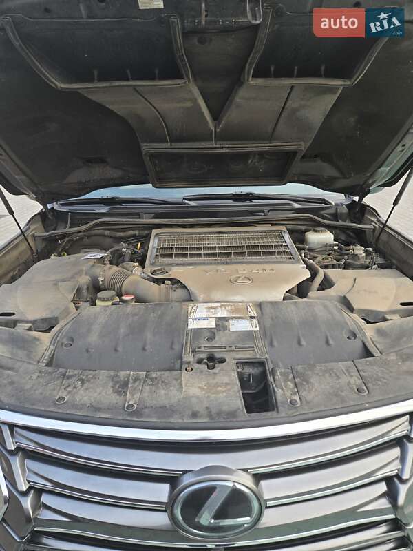 Позашляховик / Кросовер Lexus LX 2016 в Лубнах фото 16 Позашляховик / Кросовер Lexus LX 2016 в Лубнах