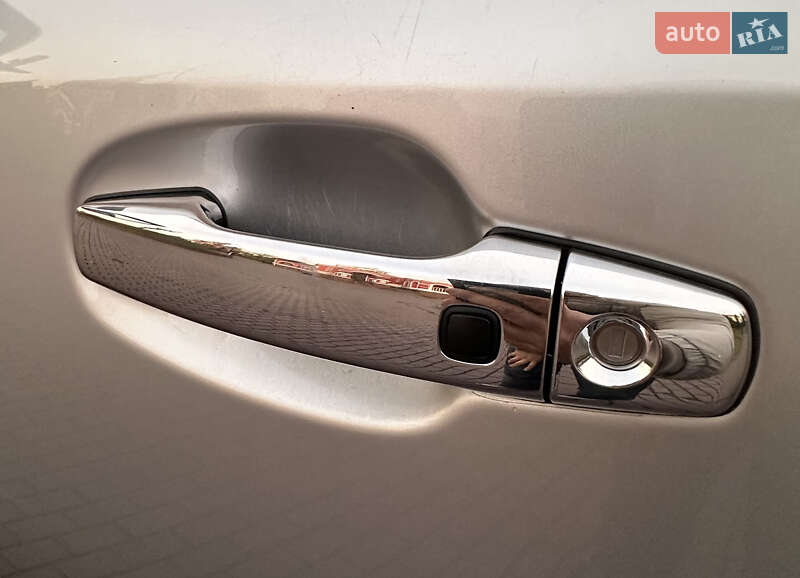 Внедорожник / Кроссовер Lexus LX 2008 в Днепре