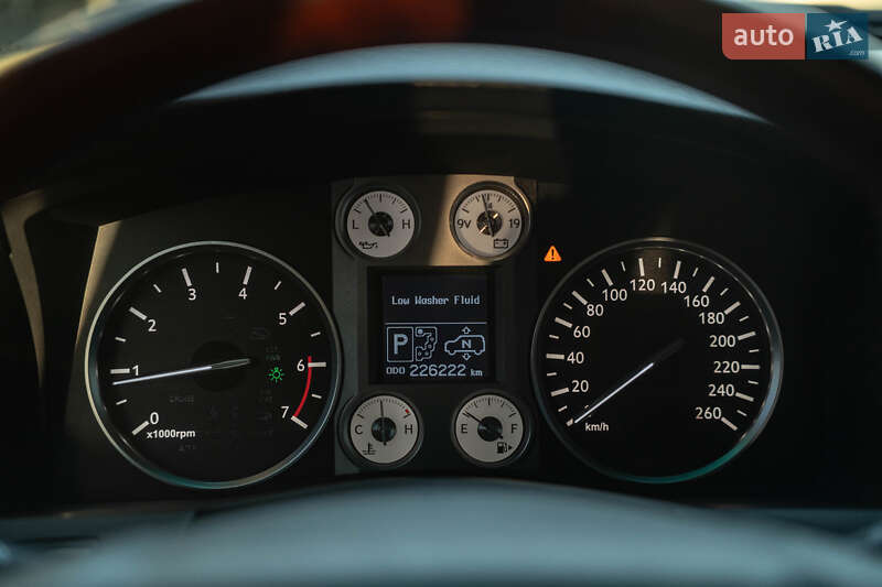 Позашляховик / Кросовер Lexus LX 2008 в Чернівцях