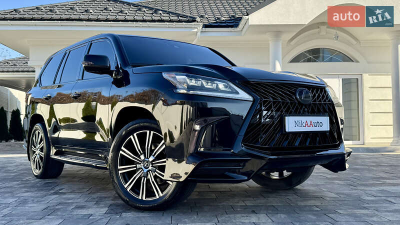Позашляховик / Кросовер Lexus LX 2018 в Івано-Франківську