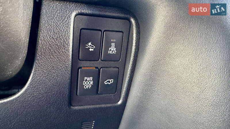 Позашляховик / Кросовер Lexus LX 2018 в Івано-Франківську