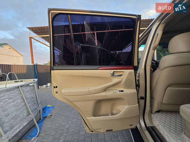 Внедорожник / Кроссовер Lexus LX 2011 в Первомайске