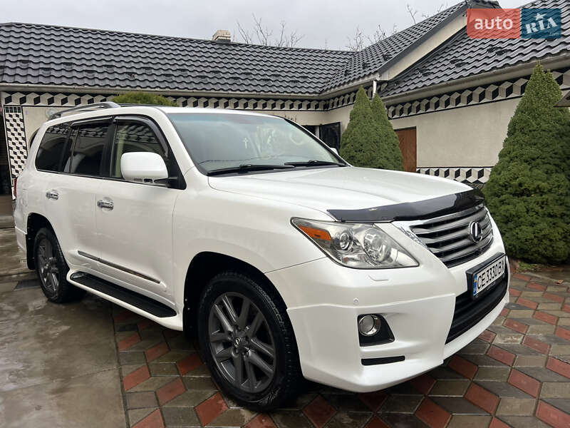 Внедорожник / Кроссовер Lexus LX 2008 в Черновцах