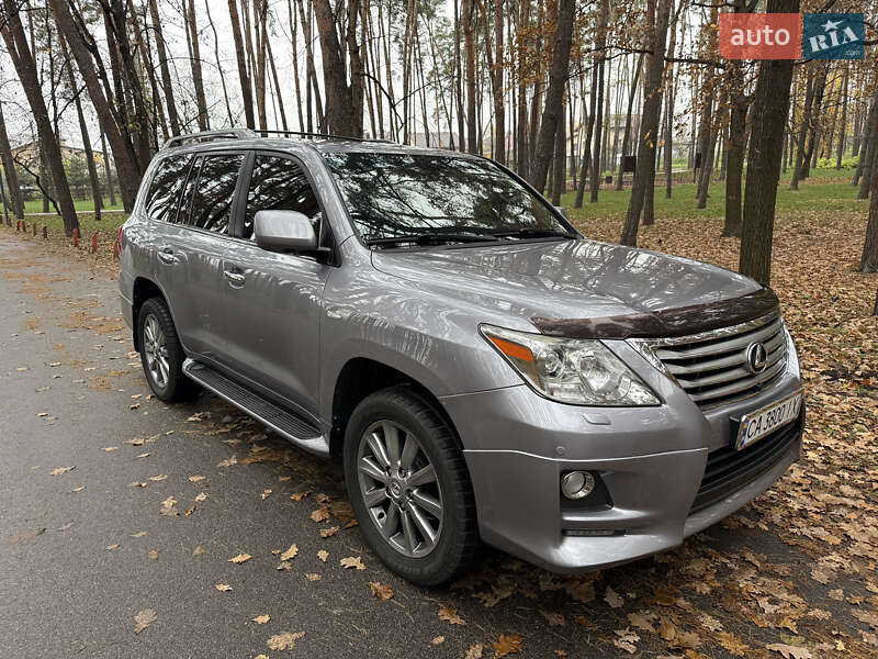 Позашляховик / Кросовер Lexus LX 2010 в Києві