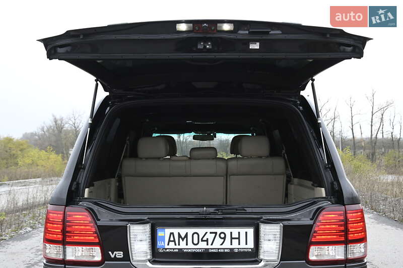 Позашляховик / Кросовер Lexus LX 2007 в Бердичеві