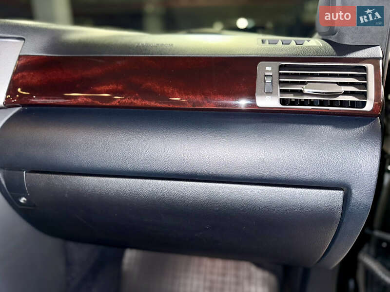 Позашляховик / Кросовер Lexus LX 2011 в Києві фото 42 Позашляховик / Кросовер Lexus LX 2011 в Києві