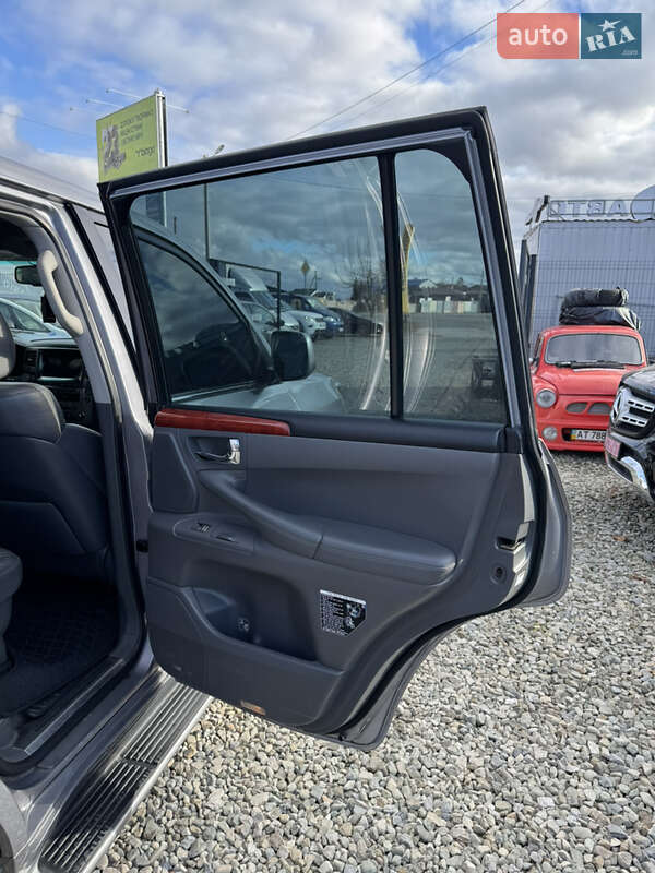 Позашляховик / Кросовер Lexus LX 2008 в Івано-Франківську