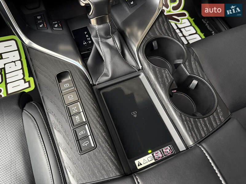 Внедорожник / Кроссовер Lexus LX 2022 в Киеве фото 47 Внедорожник / Кроссовер Lexus LX 2022 в Киеве