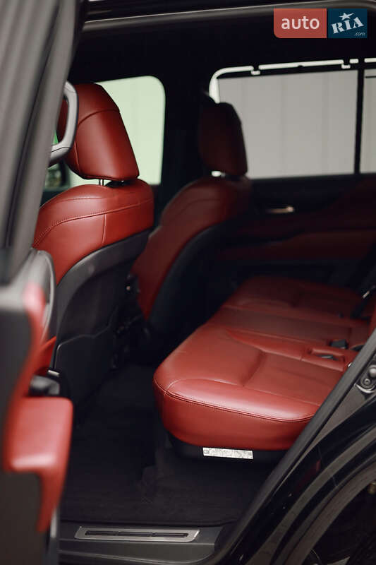 Позашляховик / Кросовер Lexus LX 2024 в Житомирі