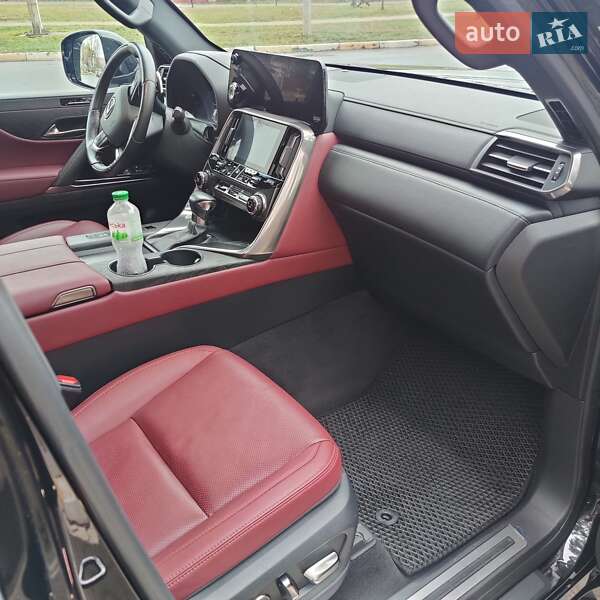 Позашляховик / Кросовер Lexus LX 2022 в Бучі