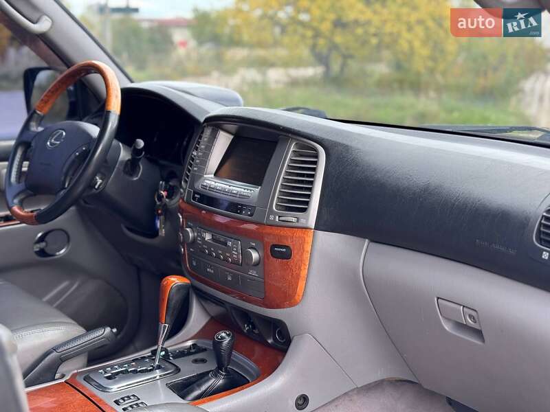 Внедорожник / Кроссовер Lexus LX 2005 в Косове фото 13 Внедорожник / Кроссовер Lexus LX 2005 в Косове