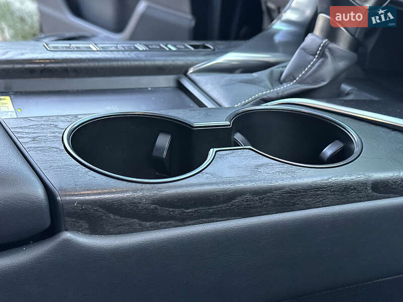 Позашляховик / Кросовер Lexus LX 2023 в Одесі фото 88 Позашляховик / Кросовер Lexus LX 2023 в Одесі