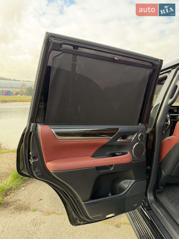 Позашляховик / Кросовер Lexus LX 2019 в Дніпрі фото 30 Позашляховик / Кросовер Lexus LX 2019 в Дніпрі