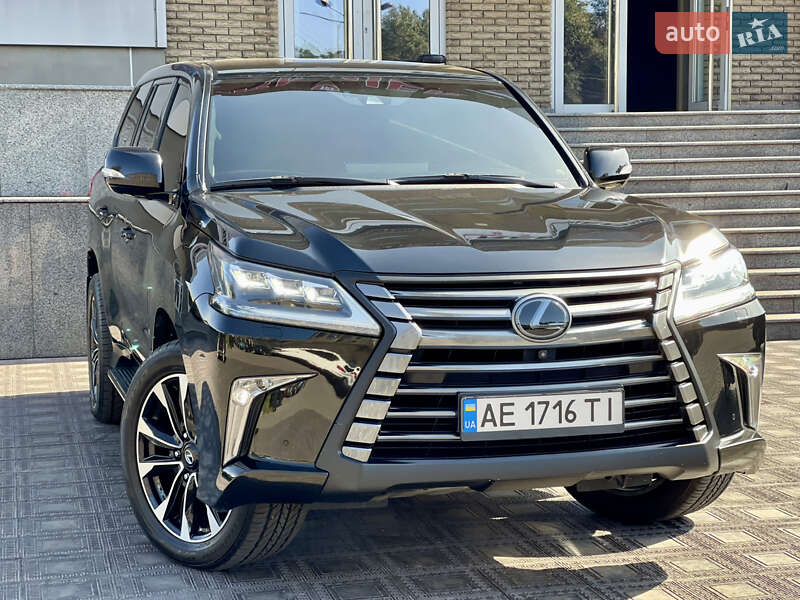 Lexus LX 2017