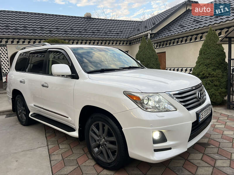Lexus LX 2008
