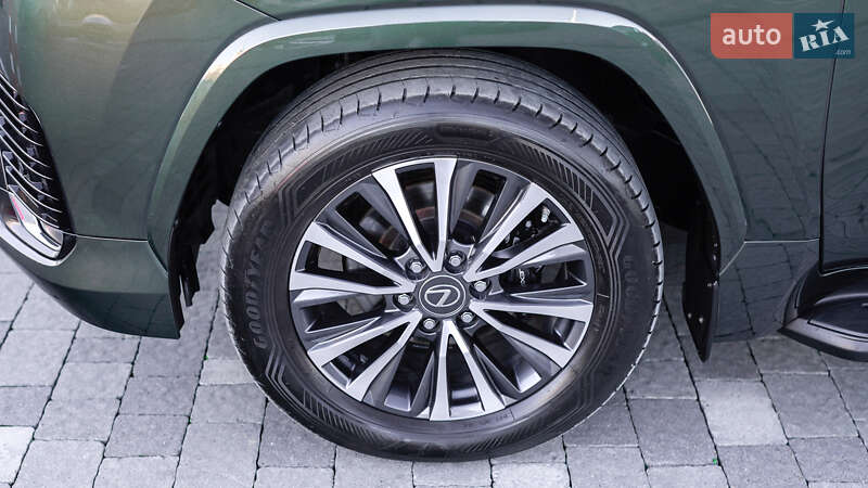 Позашляховик / Кросовер Lexus LX 2023 в Львові