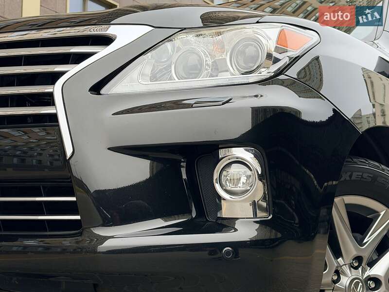 Позашляховик / Кросовер Lexus LX 2014 в Одесі фото 9 Позашляховик / Кросовер Lexus LX 2014 в Одесі