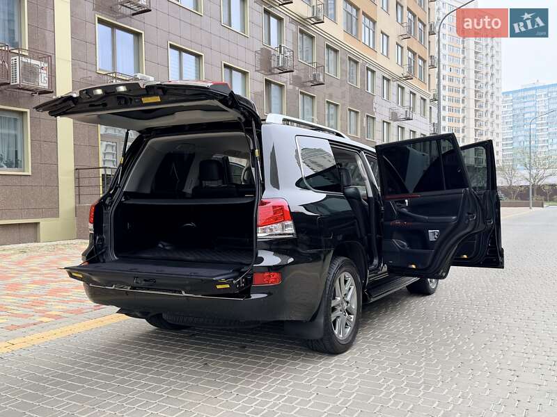 Позашляховик / Кросовер Lexus LX 2014 в Одесі фото 86 Позашляховик / Кросовер Lexus LX 2014 в Одесі