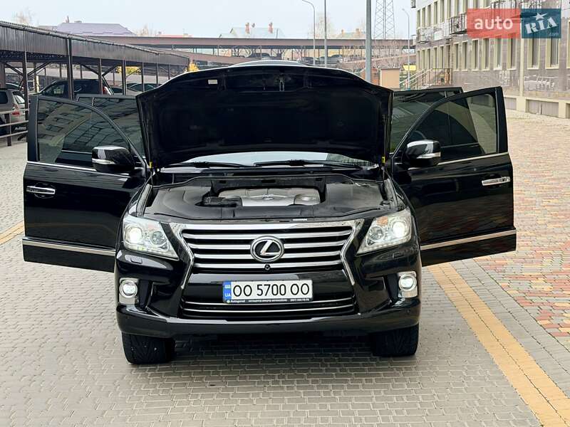 Позашляховик / Кросовер Lexus LX 2014 в Одесі фото 166 Позашляховик / Кросовер Lexus LX 2014 в Одесі
