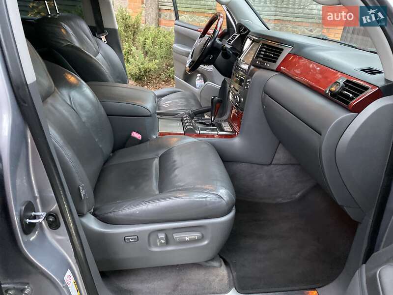 Внедорожник / Кроссовер Lexus LX 2008 в Киеве фото 34 Внедорожник / Кроссовер Lexus LX 2008 в Киеве