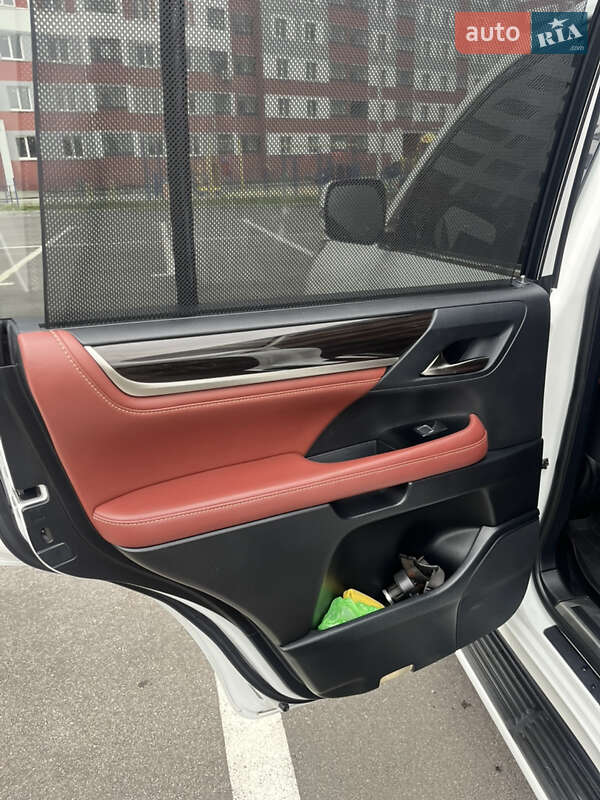 Позашляховик / Кросовер Lexus LX 2017 в Харкові фото 16 Позашляховик / Кросовер Lexus LX 2017 в Харкові