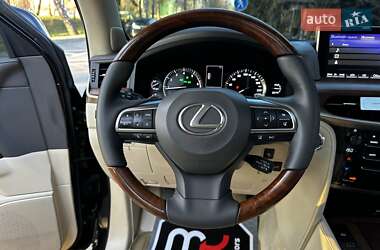 Внедорожник / Кроссовер Lexus LX 2015 в Киеве