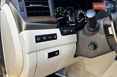 Внедорожник / Кроссовер Lexus LX 2015 в Киеве