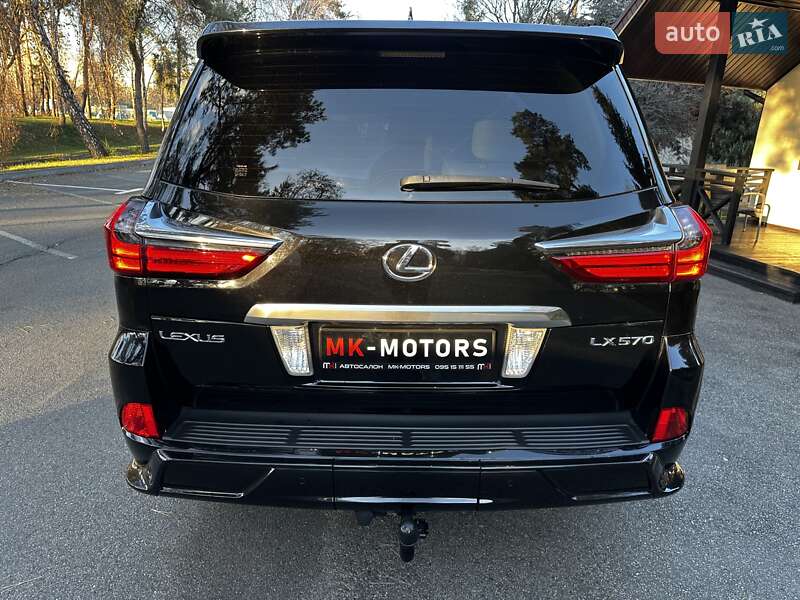 Позашляховик / Кросовер Lexus LX 2015 в Києві