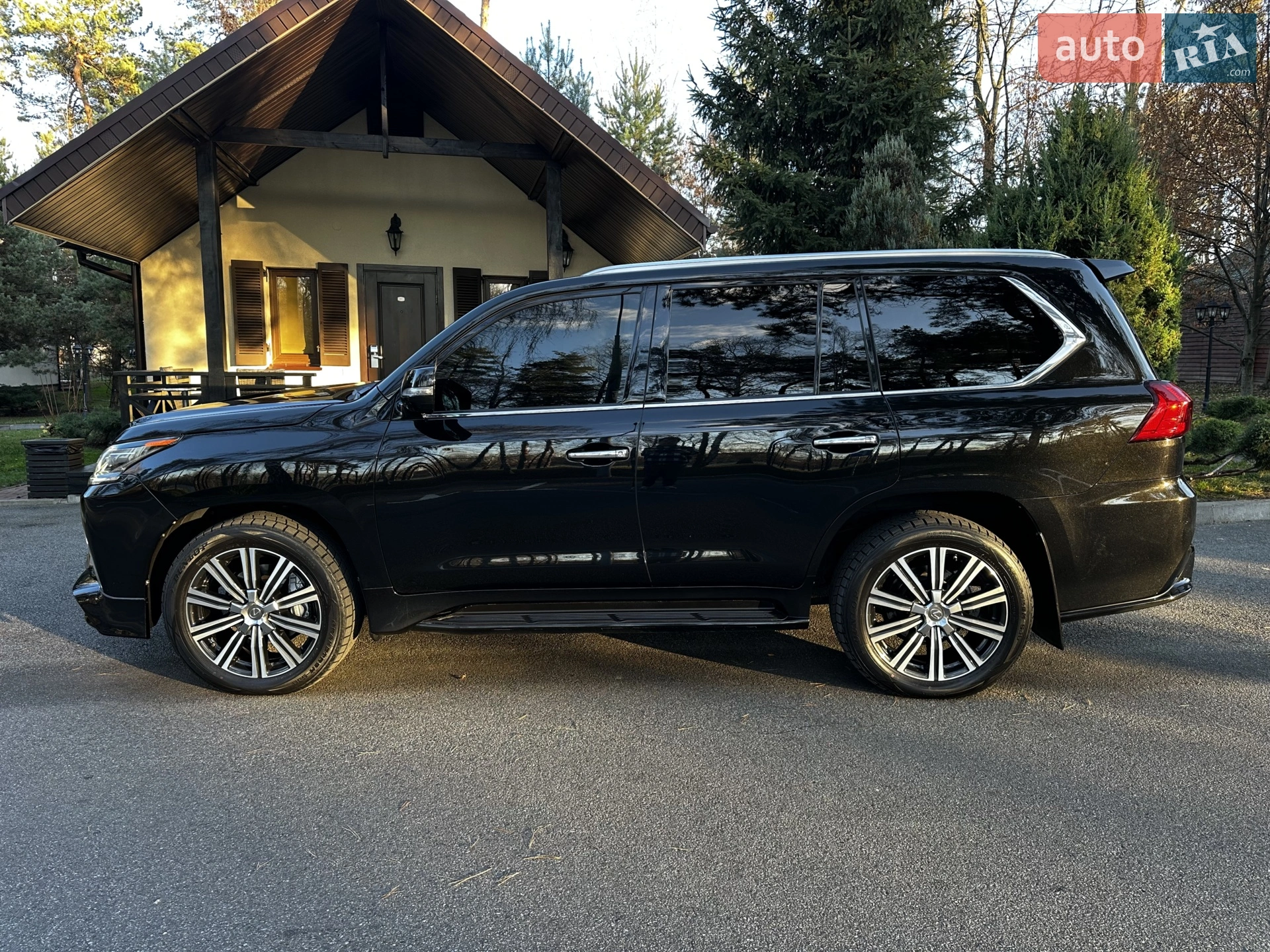 2015 Lexus LX - мініатюра 25