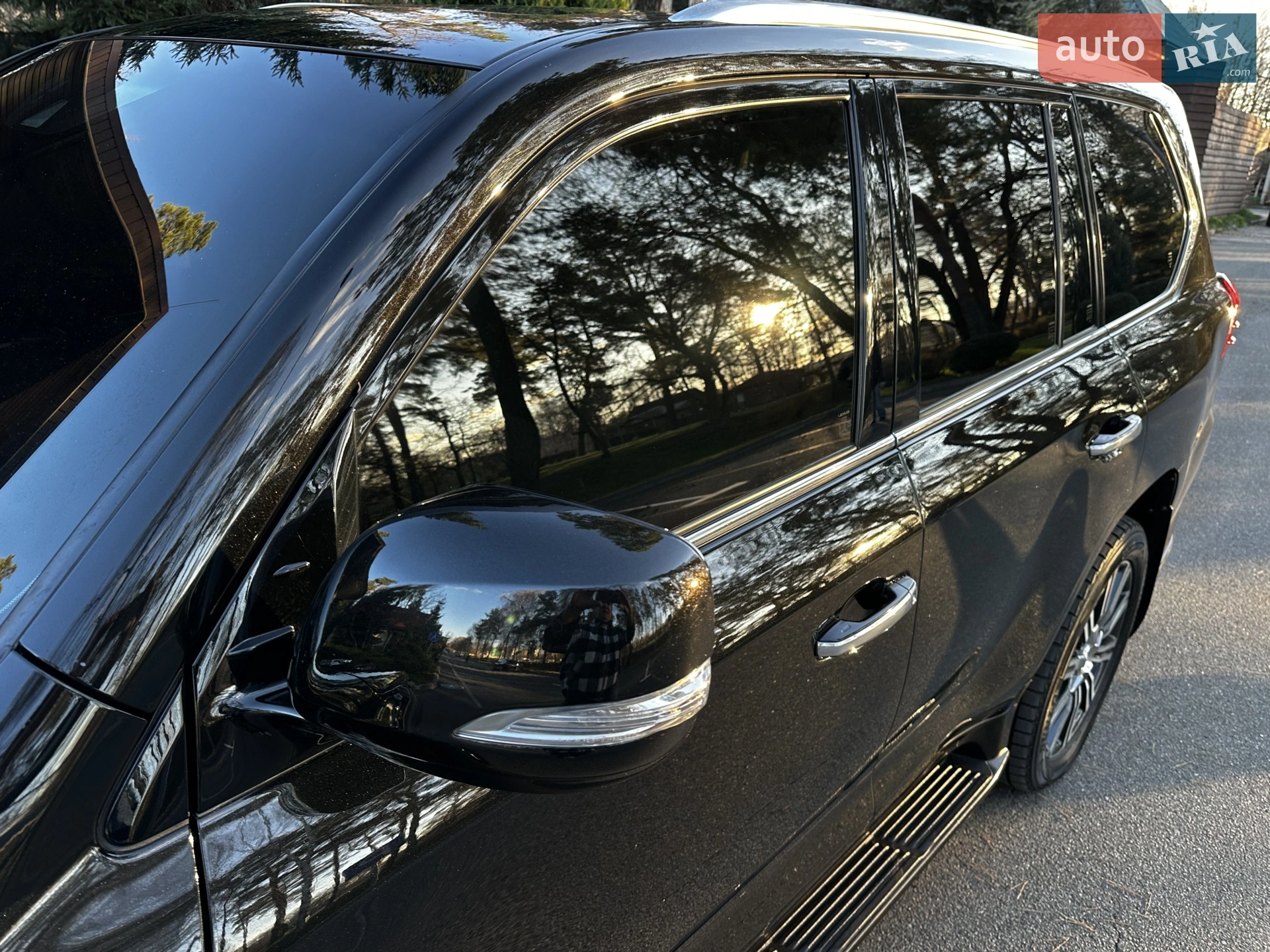 2015 Lexus LX - мініатюра 26