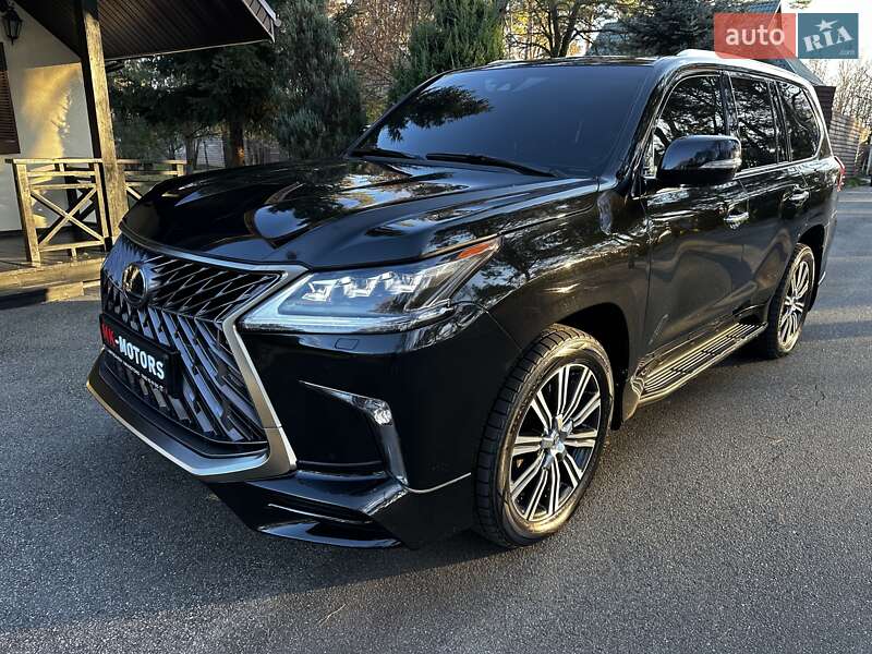 Позашляховик / Кросовер Lexus LX 2015 в Києві