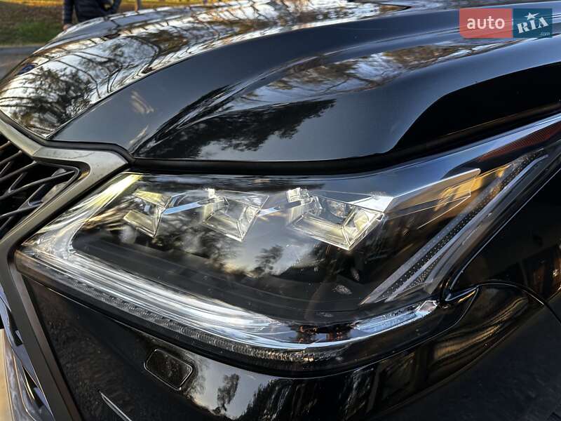 Позашляховик / Кросовер Lexus LX 2015 в Києві