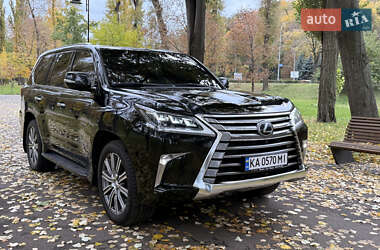 Внедорожник / Кроссовер Lexus LX 2016 в Киеве